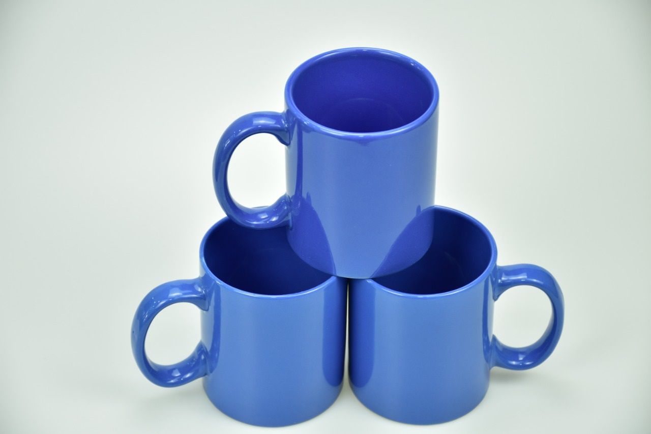 Colored Mugs Blue